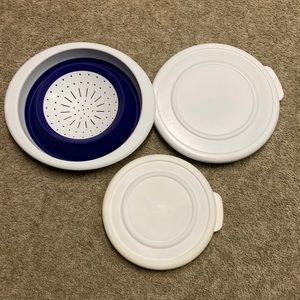 Pampered Chef Collapsable Bowl Set and Colander EUC